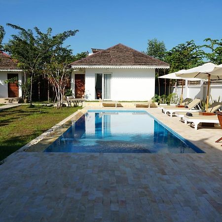 Unique Private Villas シェムリアップ エクステリア 写真
